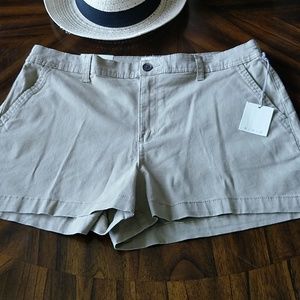 a.n.d -chino shorts